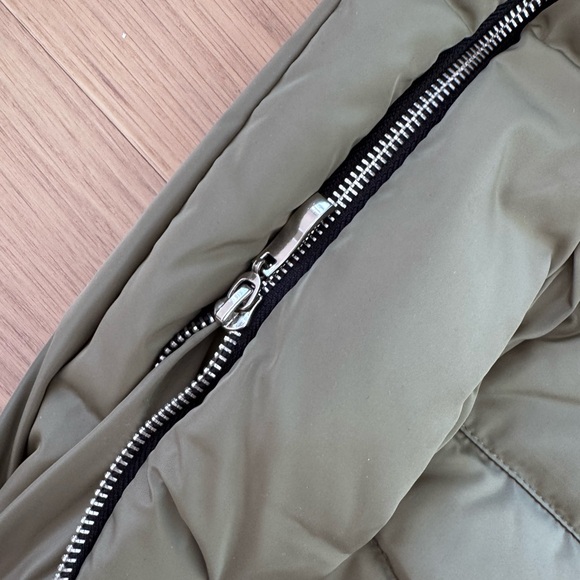 NEW: Orolay Women's Down Jacket - Picture 10 of 13